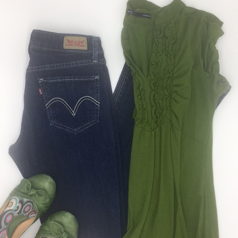 Levi’s 518 Bootcut Jeans